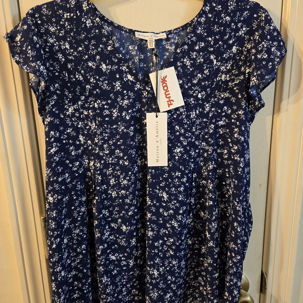 Maison D'Amelie Women's Blue Floral Blouse